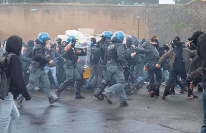 Clashes with the police, firecrackers… A pro-Palestinian demonstration degenerates in Rome