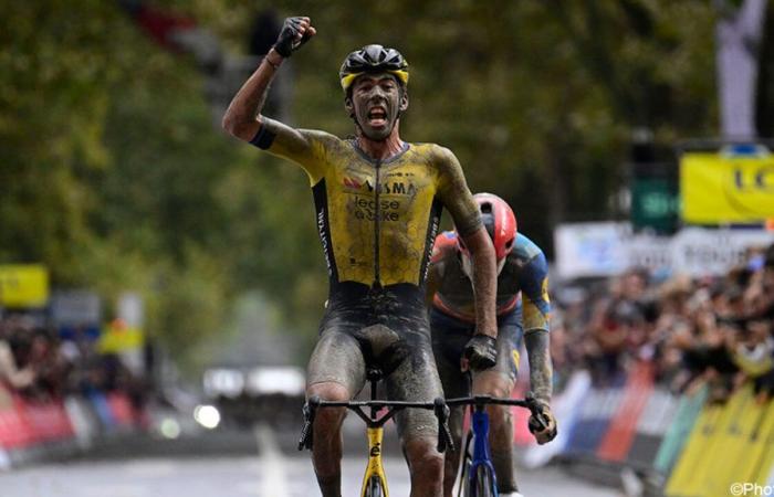 Christophe Laporte proves to be the best gravel rider in Paris-Tours, Philipsen sprints to 3rd place