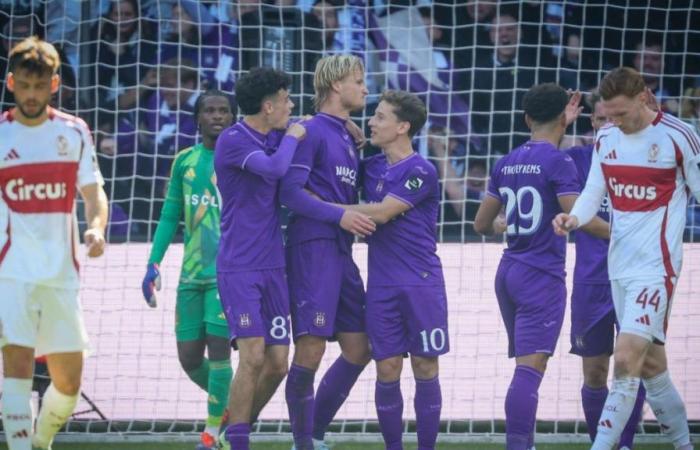 D1A: Anderlecht outclasses Standard in the Clasico (3-0)