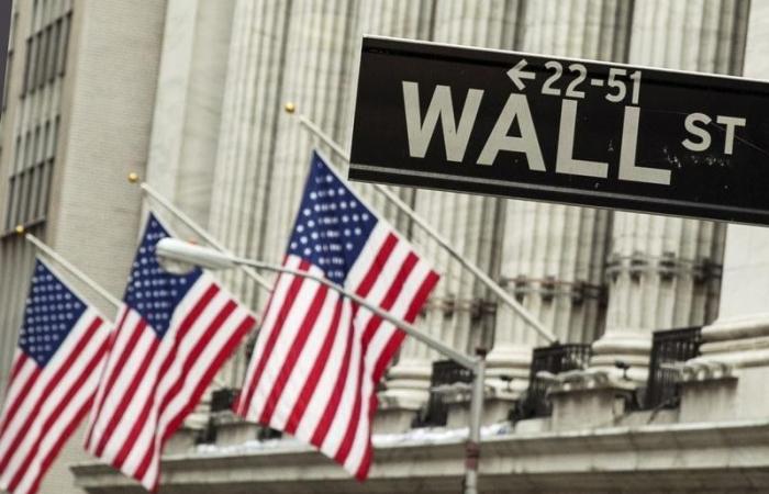 US indices advance slightly on futures with inflation in focus By Investing.com