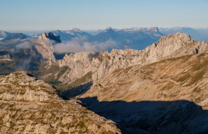 Mountain biking in the Vercors, tackling the Grande Moucherolle (VTTAE) (video)