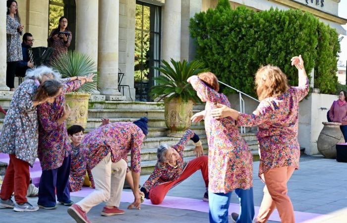 ARLES Pink October: the importance of breast self-examination