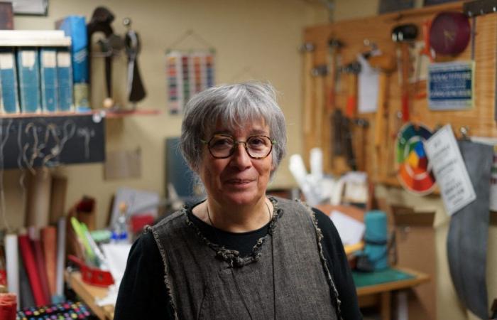 From her workshop in Trôo, she is among the last book restorers