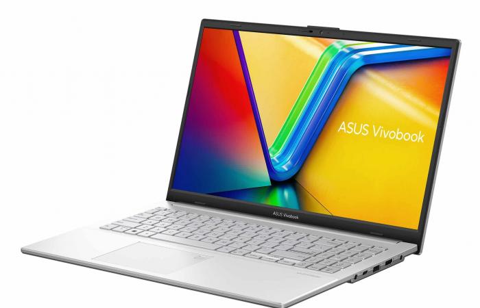 Promo €449 Asus VivoBook Go 15 S1504FA-BQ805W, inexpensive 15″ silver thin and light AMD Ryzen 5 laptop with 512 GB SSD, backlit keyboard, biometrics + backpack