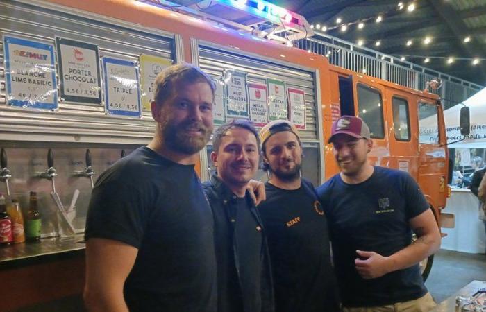 Pin Pon, the fire truck that serves beers