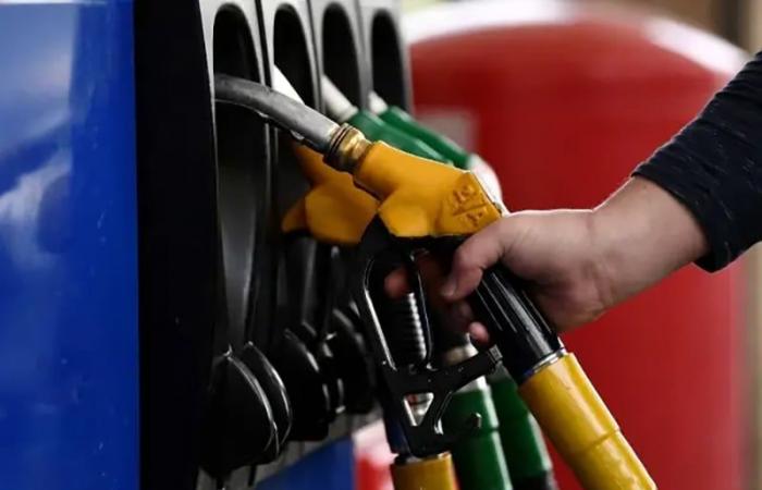 The government questioned on the gap in fuel prices and the management of Samir