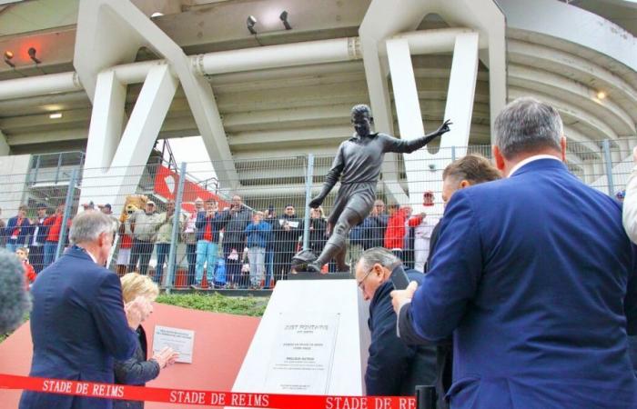 “He shares his victory with us”: with its statue of Just Fontaine, Reims has its second smiling Angel