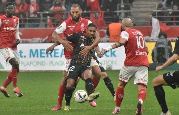 Teddy Teuma (Reims) would have seen himself well in Lens with Will Still