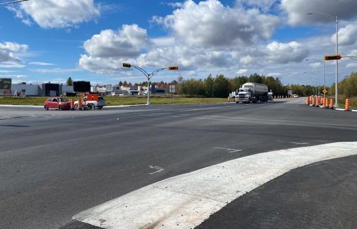 The intersection of routes 104 and 235 in Farnham accessible to motorists