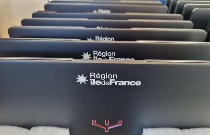 Seine-et-Marne: The Ile-de-France Region distributes computers to high school students to start the year off on the right foot!