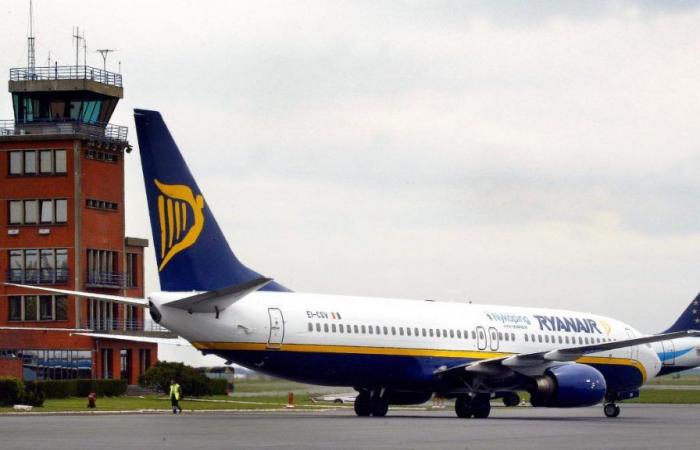 Why smartphones will soon become mandatory for Ryanair travelers