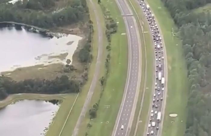 impressive images of evacuations and traffic jams in Florida