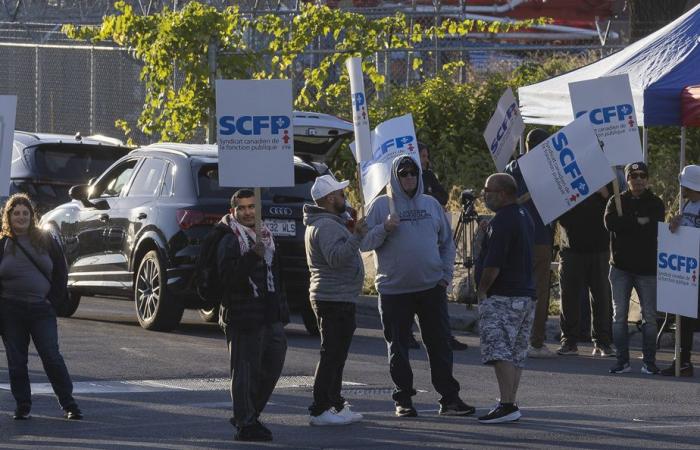 Port of Montreal | Longshoremen will refuse to work overtime