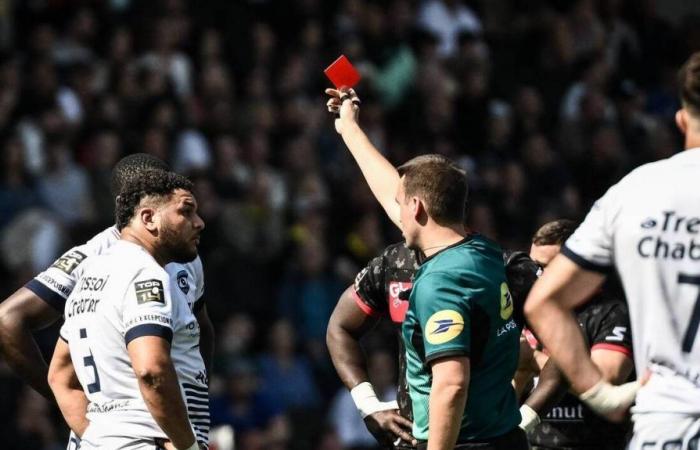 Rugby. The 20-minute red card being adopted by World Rugby