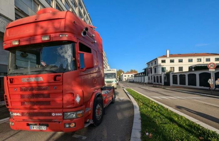 LIVE – The convoy has set off, follow the fairground demonstration in Bayonne