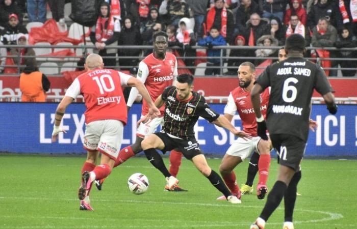 Teddy Teuma (Reims) would have seen himself well in Lens with Will Still