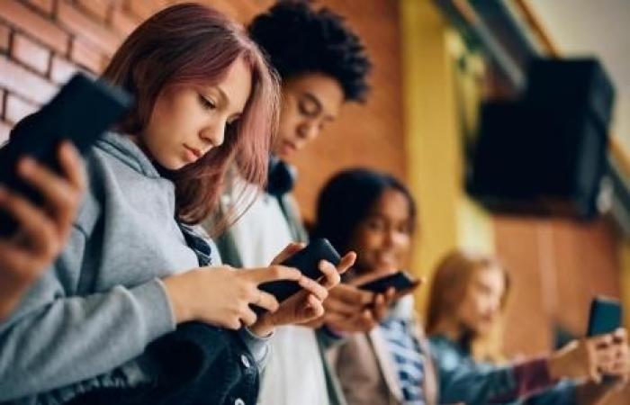 mental health apps help high-risk youth