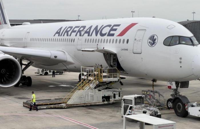 an Air France plane found itself between the two countries in the middle of a missile attack