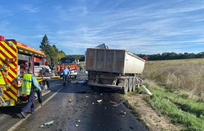 Two dead in a violent head-on collision on national road 21 in Dordogne