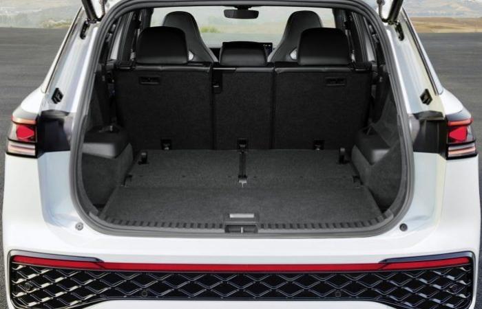 prices, equipment, all the information on board the 7-seater Tiguan