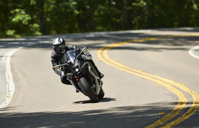 New – Yamaha introduces the R9, its “replacement” for the track and the road