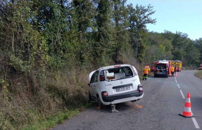 An octogenarian thrown from her vehicle dies during her transfer to hospital, she had not worn her seat belt