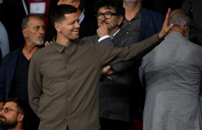 Szczesny admits it, he smokes and he has no plans to quit at all