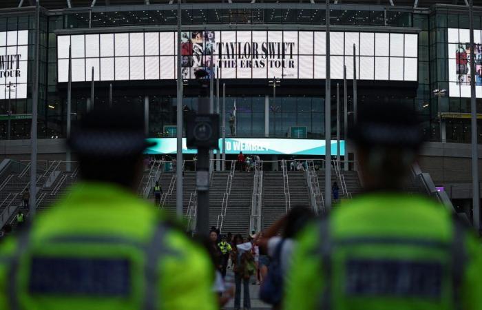 Taylor Swift under XXL police escort during her concerts in London, the controversy becomes political