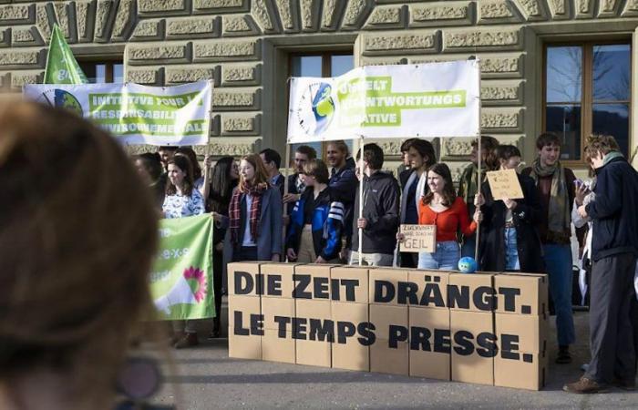 February 9: The Swiss people will vote on a single federal object