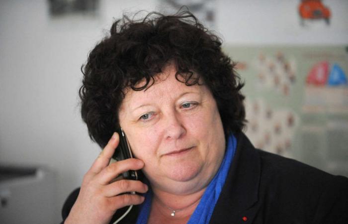 The mayor of Amiens, Brigitte Fouré, announces her resignation in favor of her first deputy