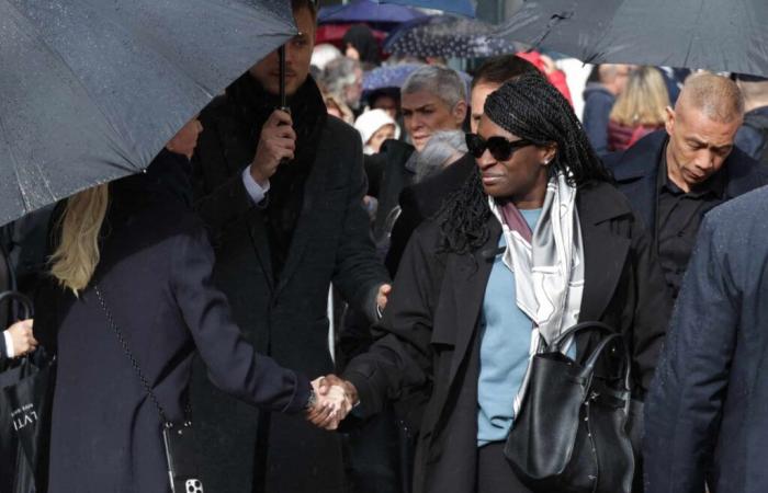 Funeral of Michel Blanc: Ramatoulaye, his partner, supported by Christian Clavier and Josiane Balasko