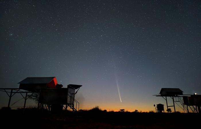 Clouds could obscure the view of comet Tsuchinshan Atlas