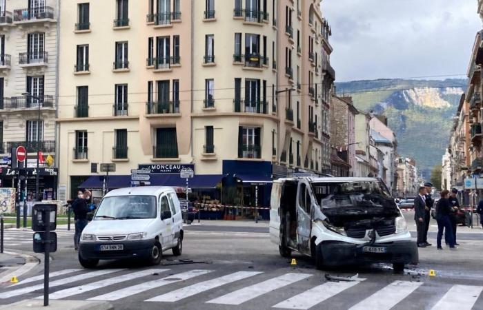 an armored van attacked in the city center