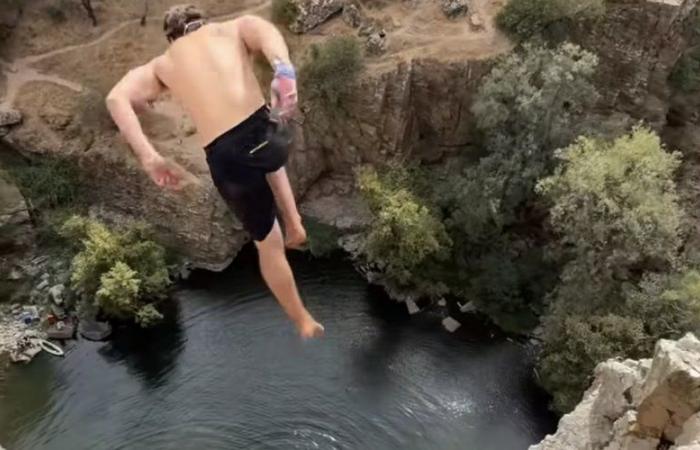 A jump of 44.3 m in height: addicted to the “death dive”, a young Frenchman beats the “false flat” world record