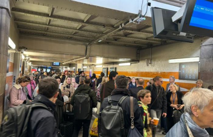 Train containing several MEPs evacuated due to technical problem