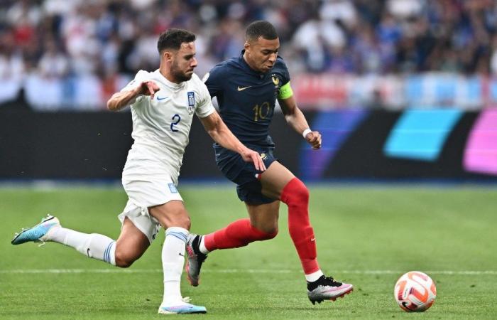 Will Greece and England players wear black armbands during the Nations League game?