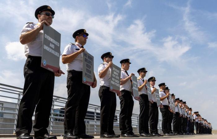 Air Canada pilots accept agreement