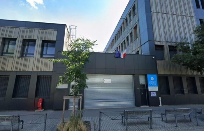 In Lyon, mortar fire and trash fires in front of the Lumière high school