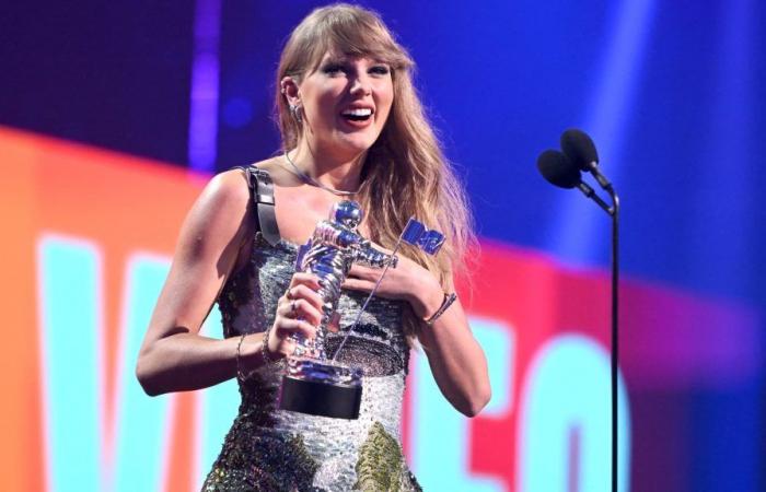 Taylor Swift donates $5 million to help victims