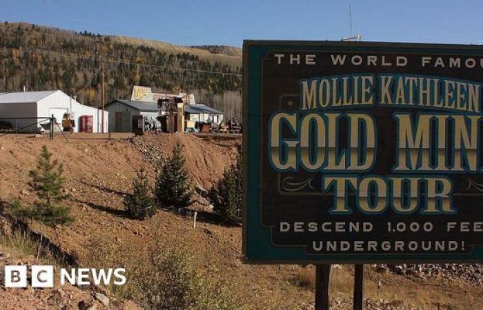 One dead, 12 tourists trapped in Colorado gold mine