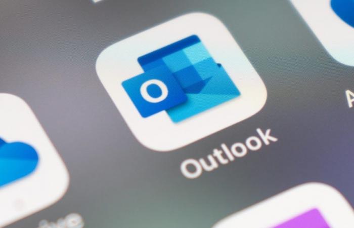 Slowdowns for several hours on Microsoft Outlook