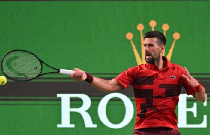 Hang 10: Djokovic Powers into Record 10th Shanghai QF