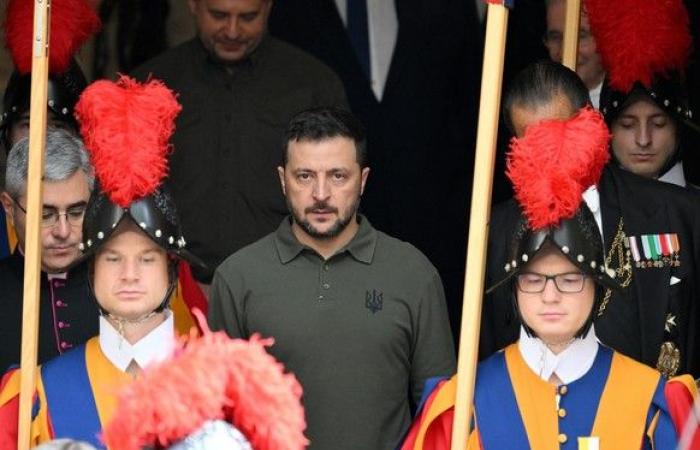 Zelensky wants to steal the Swiss Guards from us