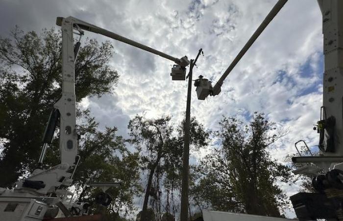 Canadian linemen come to the aid of American disaster victims