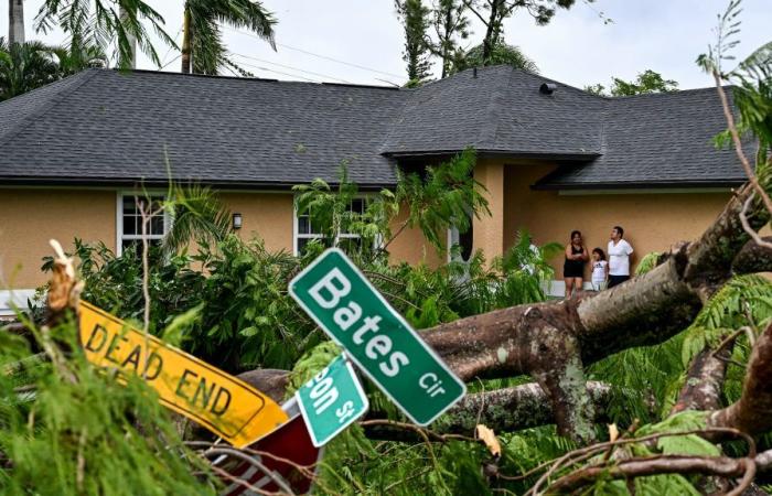 at least 10 dead in tornadoes in eastern Florida