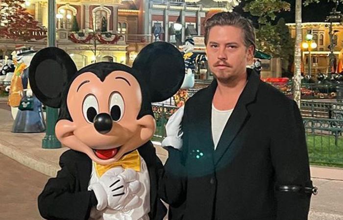 Cole Sprouse Takes a Trip Down Memory Lane at Disneyland Paris