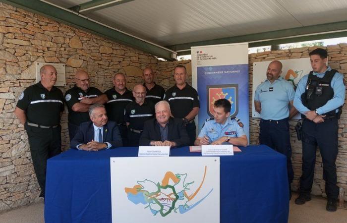 The gendarmerie and the Gard Hunters’ Federation renew their partnership agreement