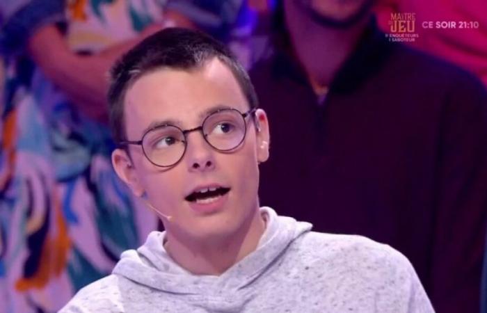 Emilien explains why his girlfriend Jessica is absent to support him in Les 12 coups de midi