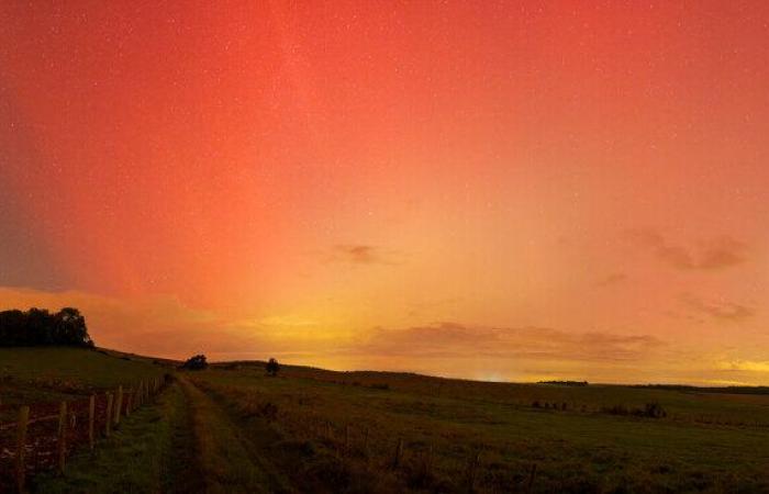 IN PICTURES. Impressive northern lights lit up the skies of France between this Thursday and Friday