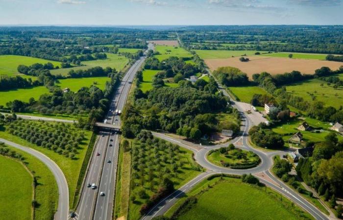 On a portion of the A13 in Normandy, why traffic will be on 2 lanes instead of 3